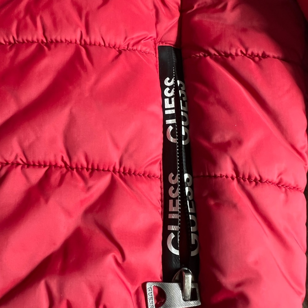 Guess jacket. - Picture 8 of 10